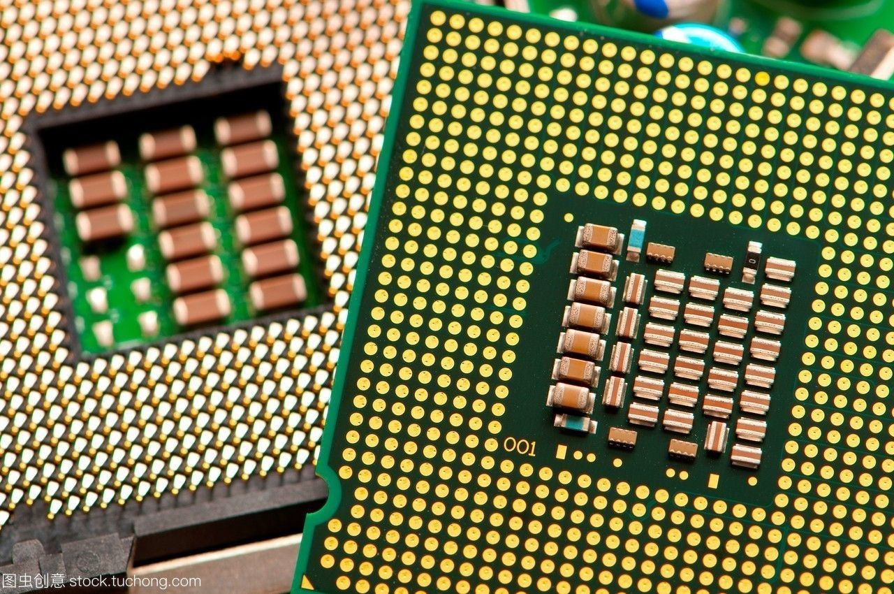 电脑处理器与主板 协同工作的核心组件